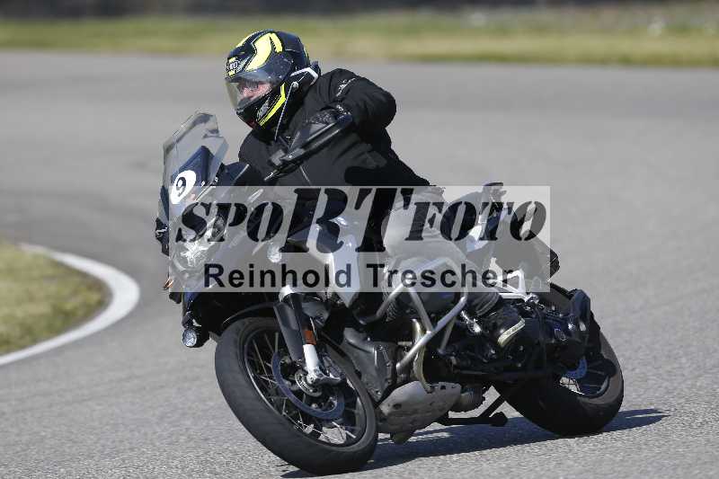 /01 02.04.2026 MAZ ADR/Gruppe rot/9